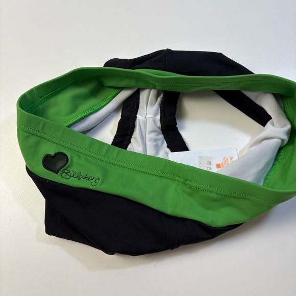 NWT Billabong Black & Green Bikini Bottoms Size M Low Rise Surf Swim shorts 💚 - Picture 7 of 9